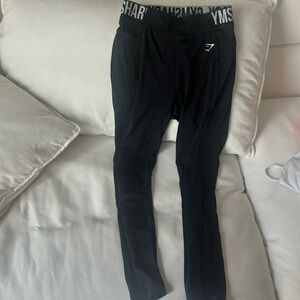 Gymshark black leggings with pockets